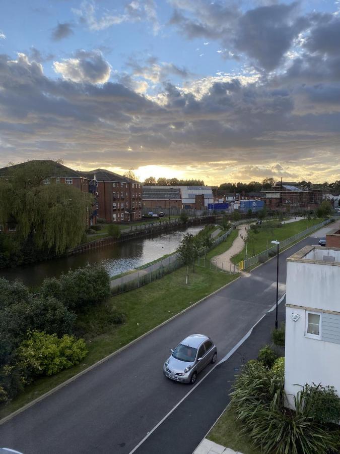 Cathedral View Appartement Coventry Buitenkant foto